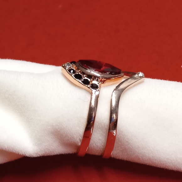 18K Rose Gold tone Rubi Ring Size 8 - Picture 5 of 7